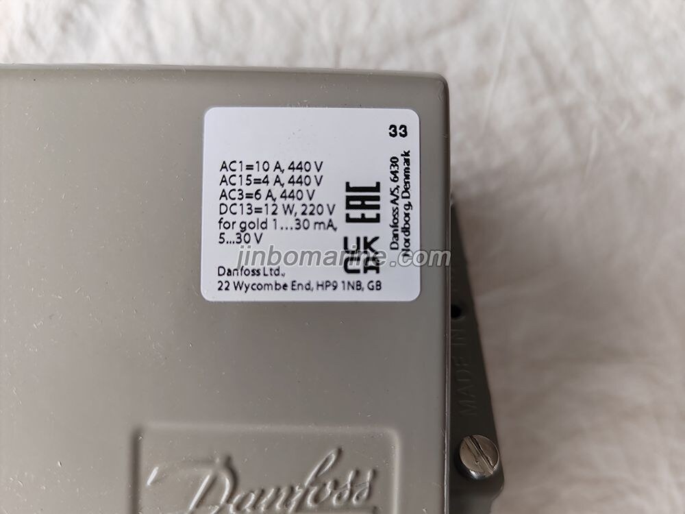 060L310466 Danfoss temperature thermostat