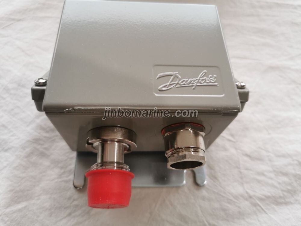 084G2110 Pressure transmitter EMP2