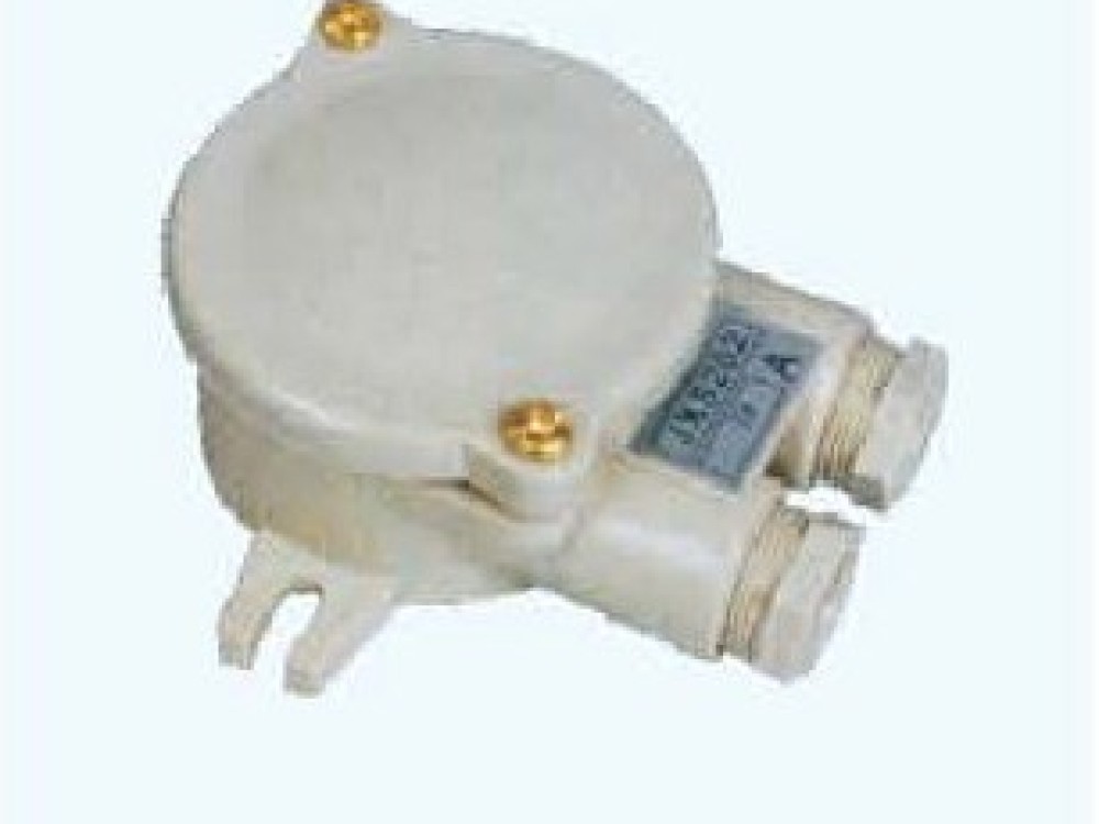 10A Marine nylon junction box - Image 1