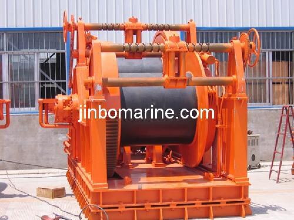 Hydraulic Towing Winch - Image 1
