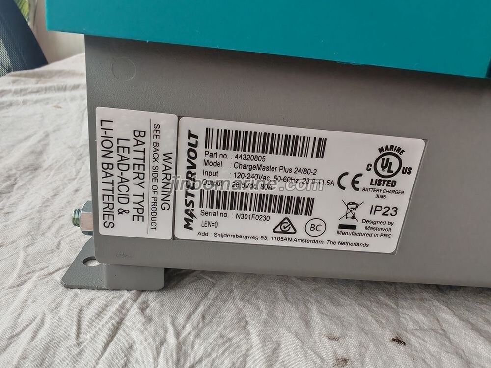 MASTERVOLT ChargeMaster Plus 24/80-2 - Image 4