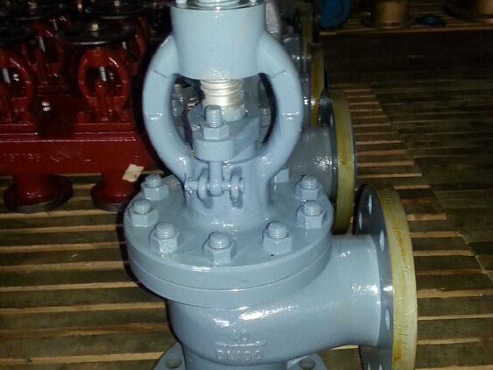 Marine Cast Steel Angle Screw Down Globe Check Valve GB/T585-2008 Type B/BS - Image 1