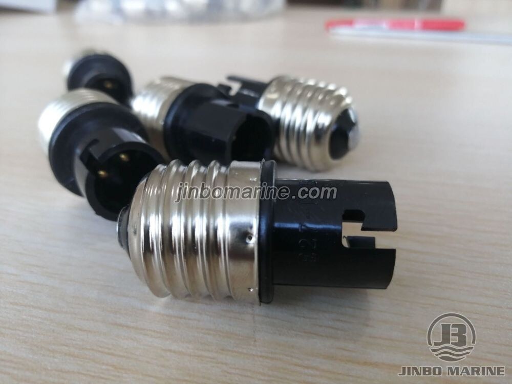 E27 to B15 Adapter