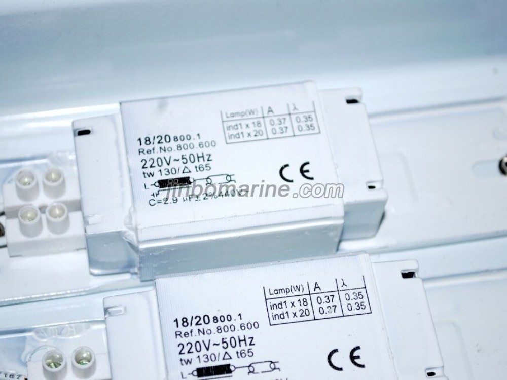 Fluorescent ceiling light - Image 1