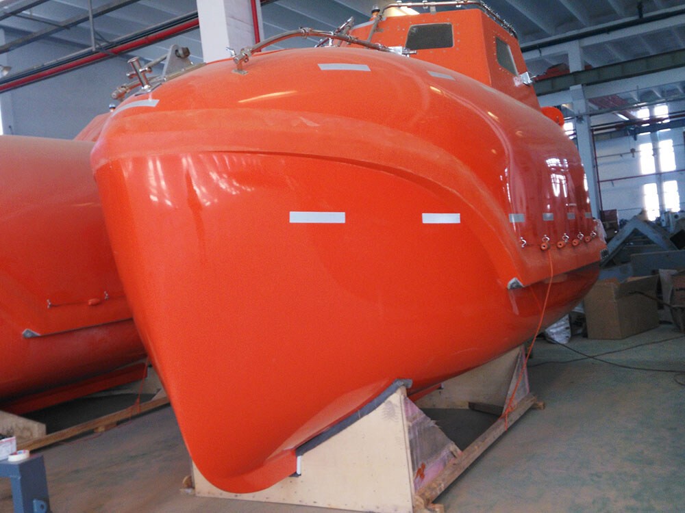 Free Fall Lifeboat - Image 2