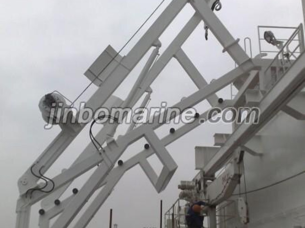 Freefall Davit - Image 1
