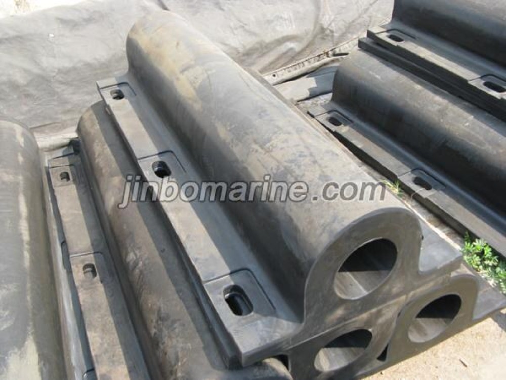 GD Type Rubber Fender - Image 1