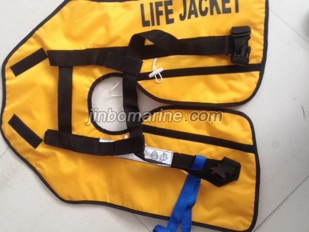 150N Inflatable Lifejacket - Image 2