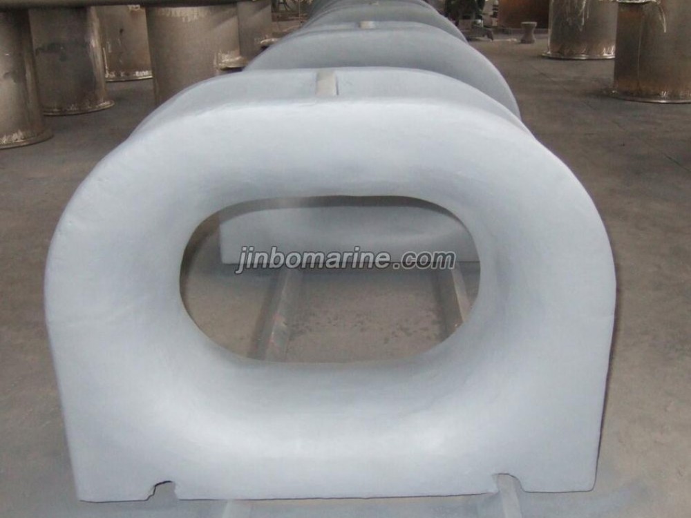 JIS F2005-1975 Deck Mounted Marine Mooring Closed Chock - Image 1