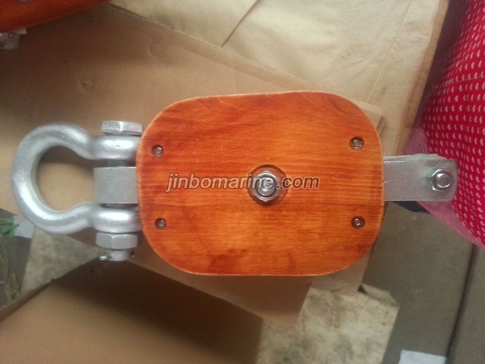 JIS F3426 Ship's internal-bound wooden block single with Shackle - Image 1