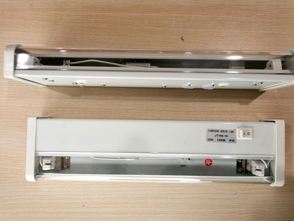 Fluorescent bedside lamp