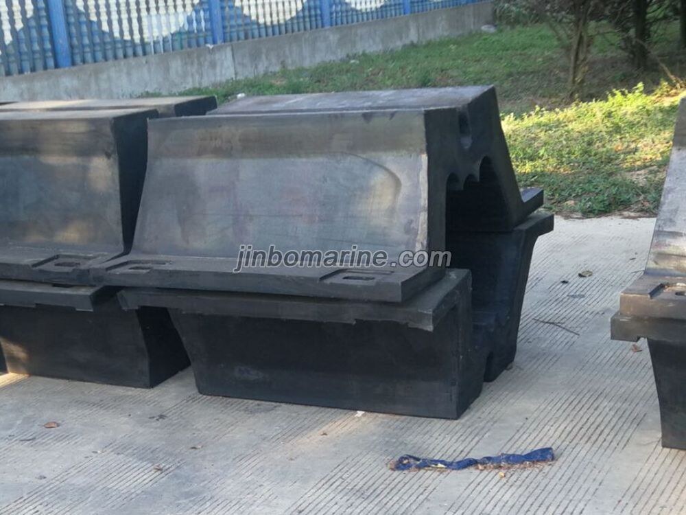 M type Rubber Fender