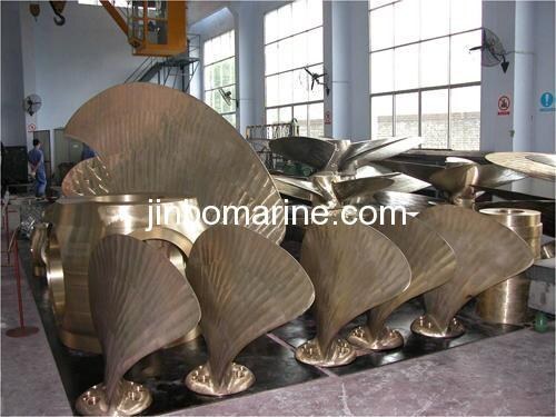 Main thrust propeller