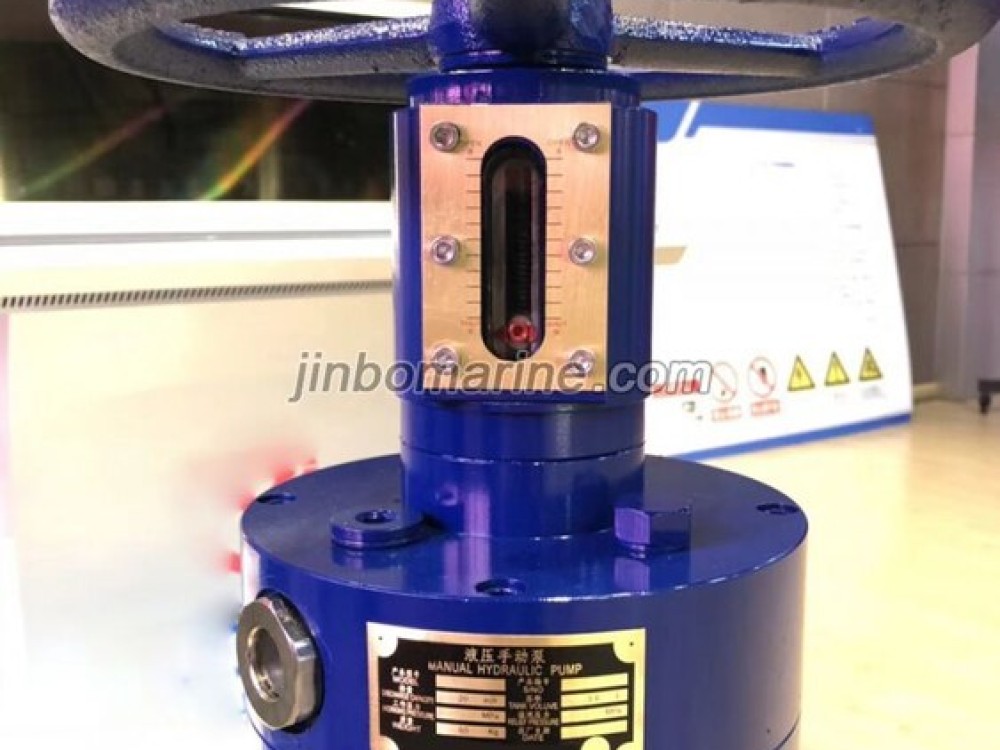 Manual Hydraulic Pump - Image 1