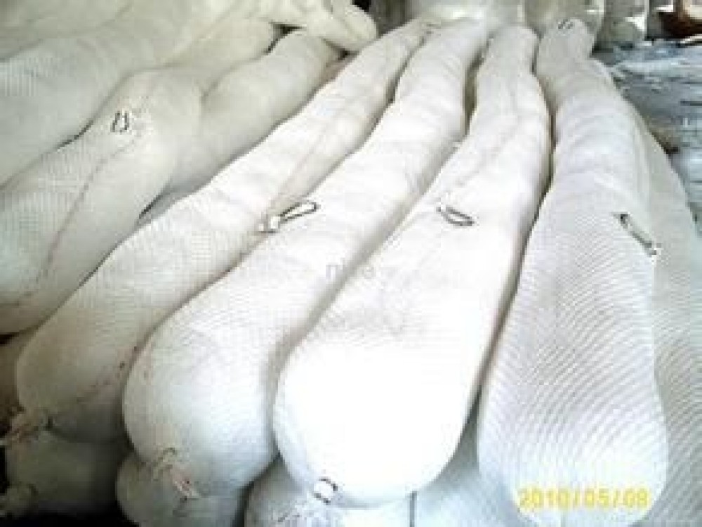 Oil-only Absorbent sock & Boom - Image 1