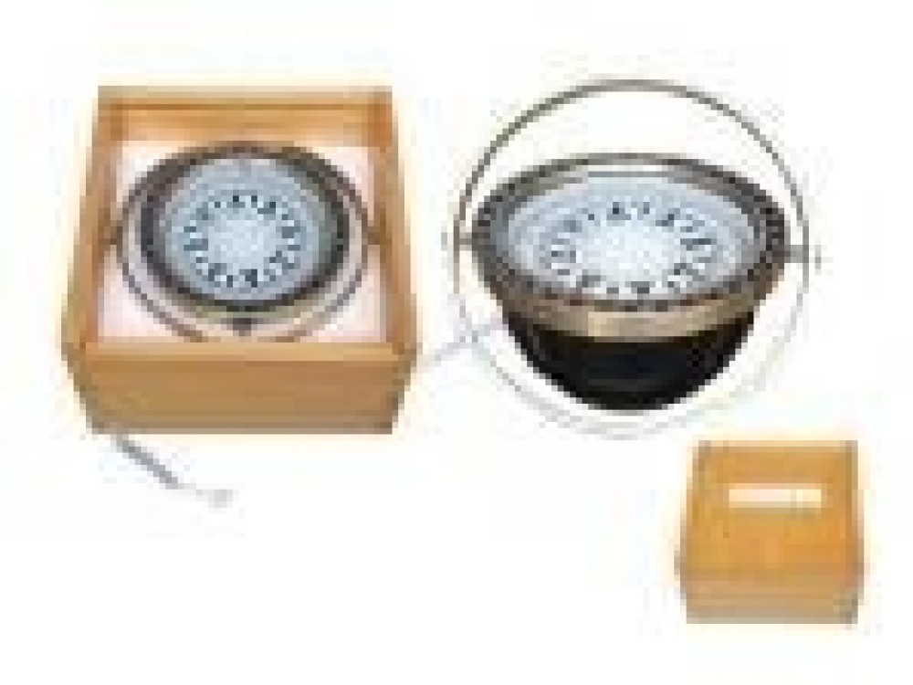 Plastic and Brass Magnetic Compass in Wooden Box - Image 1