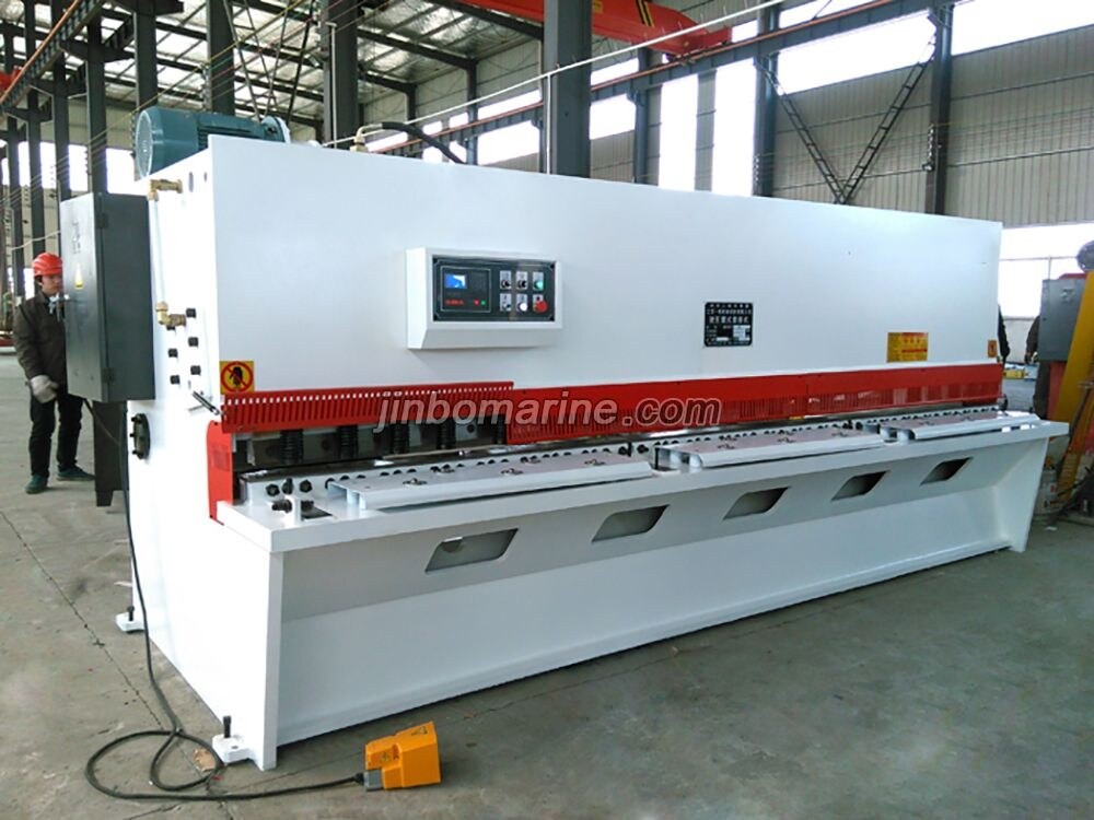 QC12Y Hydraulic Swing Beam Shear For Shipyard - Image 1