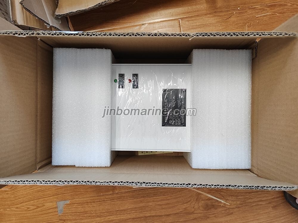 SCT-2430-330 Marine Charger - Image 4