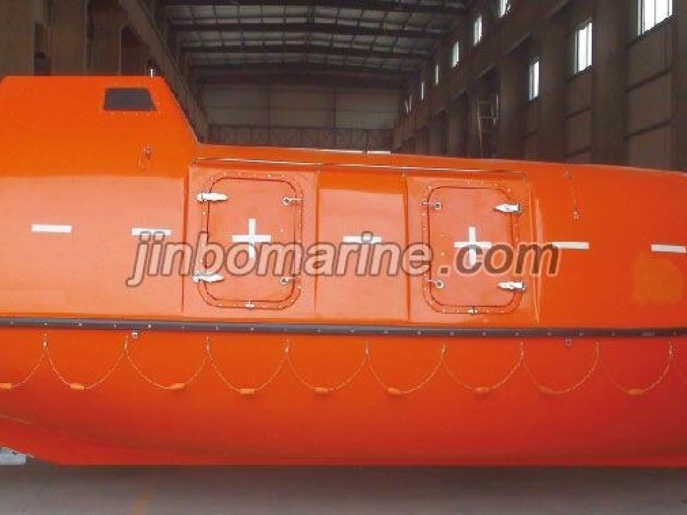 SOLAS Fire Resistant Totally Enclosed Lifeboat - Image 2