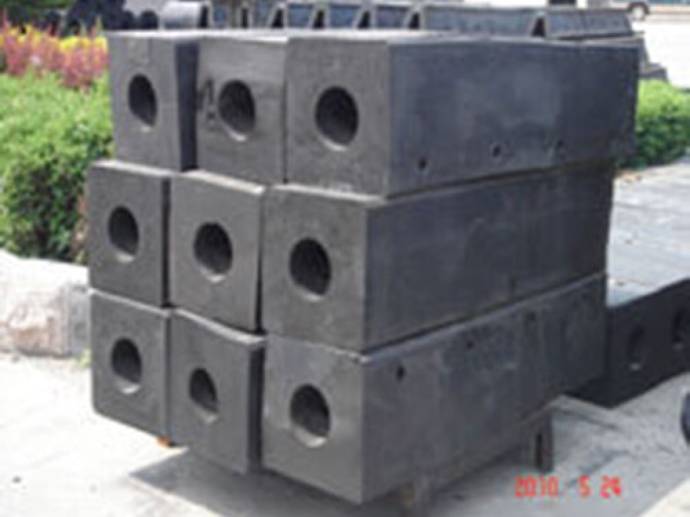 Square Rubber Fender - Image 1