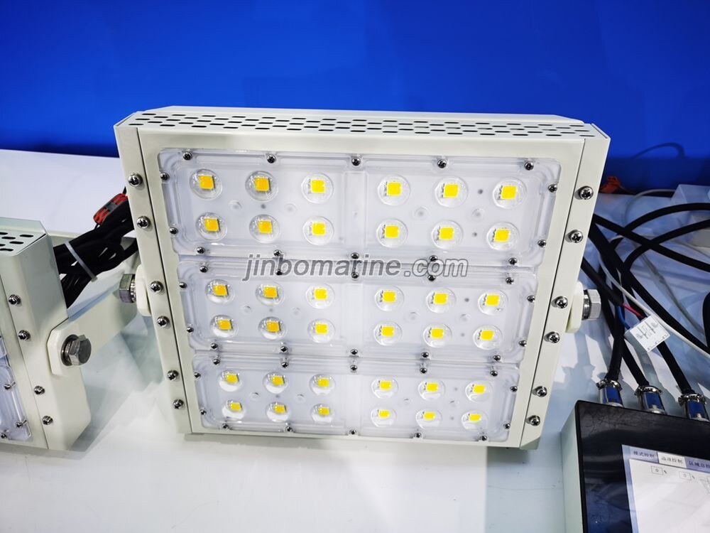 TG51-L120 LED Flood Light - Image 2