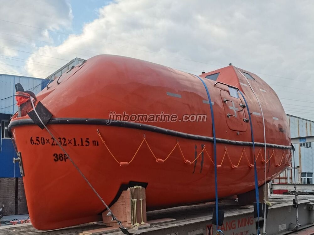 YZ6.5F Fire-Resistant Totally Enclosed Lifeboat - Image 2