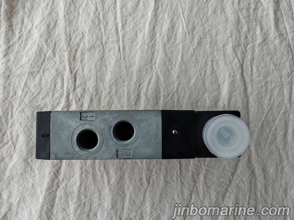 AVENTICS 2/3-way directional valve 5772070220 3