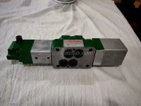 WL4A16B/1-00 3 Position 4 way air control hydraulic valve 4
