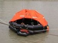 6 Persons Throw-Over Board Inflatable Life Raft