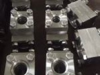 Angle Hydraulic Square Flange