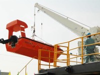 Hydraulic Slewing Crane And Rescue Boat Liferaft Landing Device