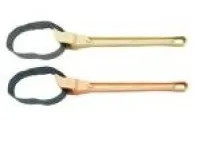 Non-Sparking Belt Pipe Wrench 1