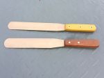 Non-sparking Long Wooden Handle Spatula Knife