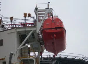 Offshore Davit thumbnail 1
