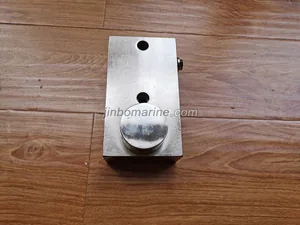 PM50 Hand Pump thumbnail 1