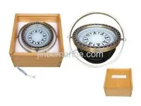 Plastic and Brass Magnetic Compass in Wooden Box 2