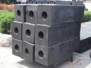 Square Rubber Fender thumbnail 1