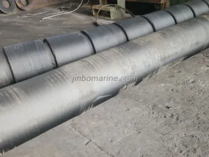 Tugboat Type Rubber Fender thumbnail 1