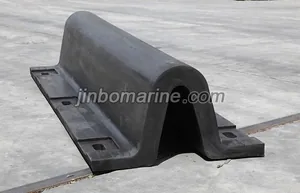 U Type Rubber Fender thumbnail 1