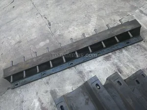 XT Type Ladder Rubber Fender thumbnail 1