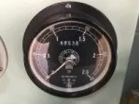 YC-150W Model External Pressure Gauge 1