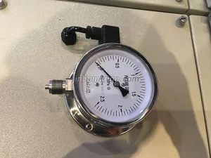 YC Type Transmissible Pressure Gauge thumbnail 2
