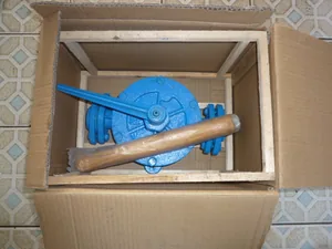 Half Twist-action Hand Pump K Series thumbnail 1