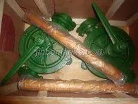 Half Twist-action Hand Pump 2