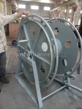 Manual Winch thumbnail 1
