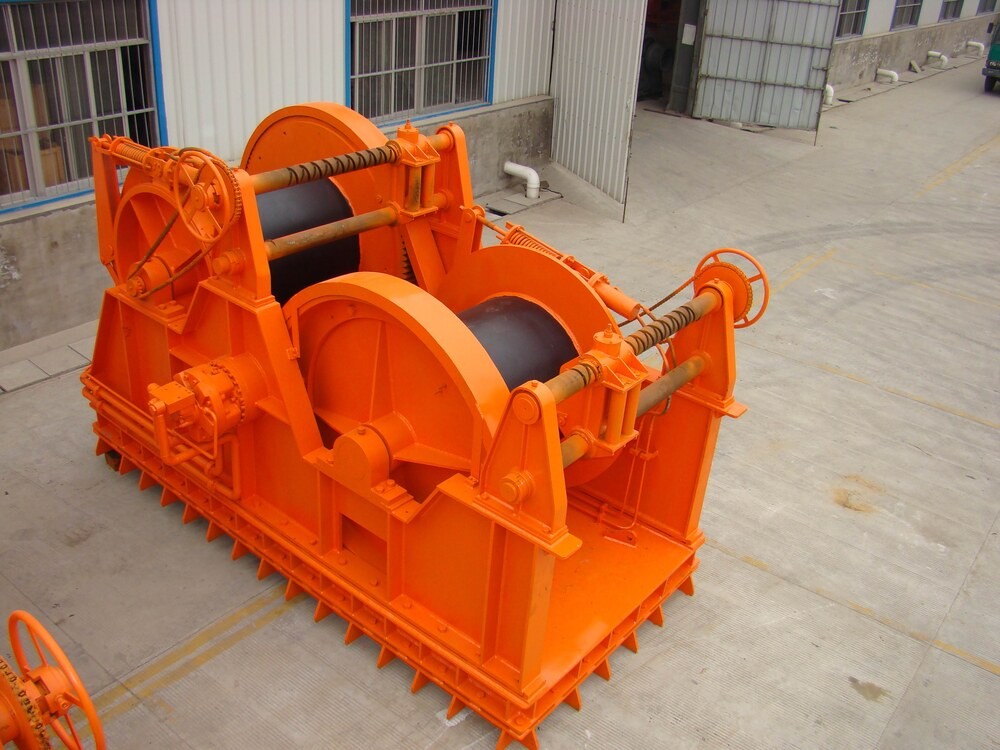 Towing Winch - Image 1